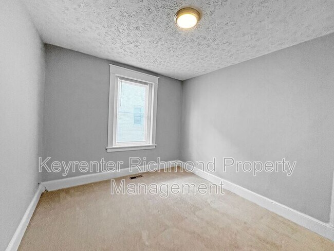 Building Photo - 3425 Carolina Ave