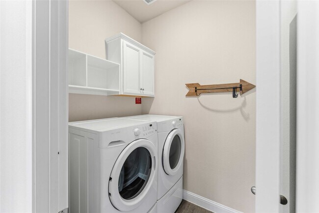 Building Photo - 11926 Symphony Park Ct