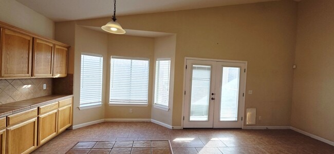 Building Photo - Charming 4-Bedroom Home in West El Paso – Spacious & Comfortable!