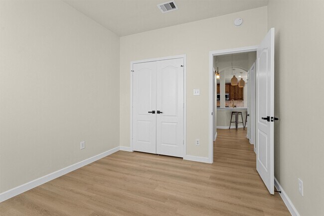 Building Photo - 30315 Legacy Pines Dr