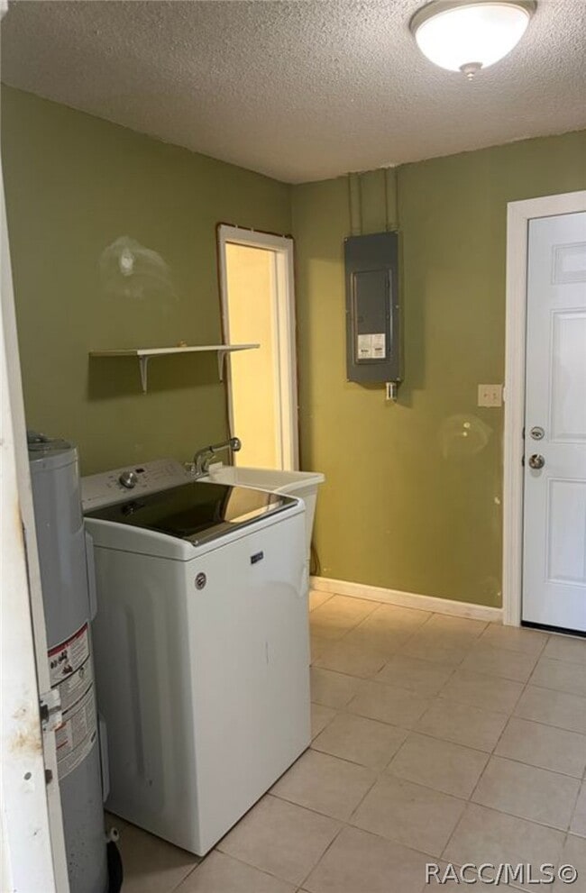 Building Photo - 1134 SE 3rd St