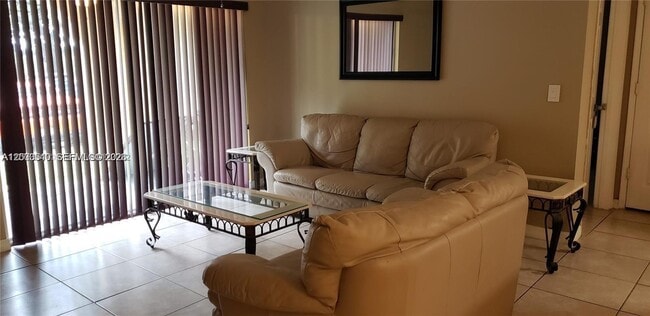 Building Photo - 2496 Centergate Dr