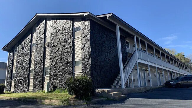 Primary Photo - 608 Jack Warner Pkwy