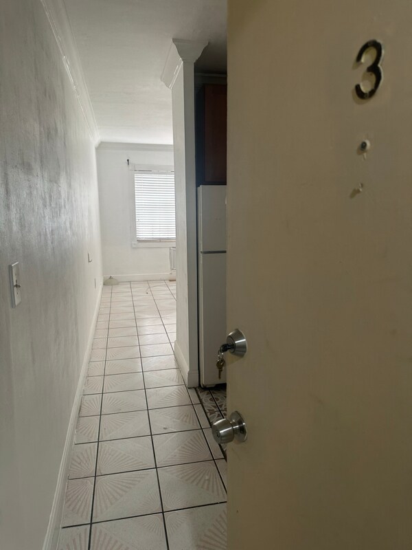 Building Photo - 384 Minorca Ave