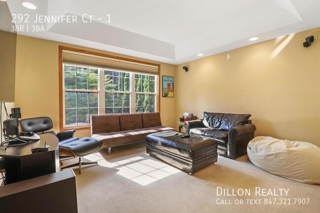 Building Photo - 292 Jennifer Ct