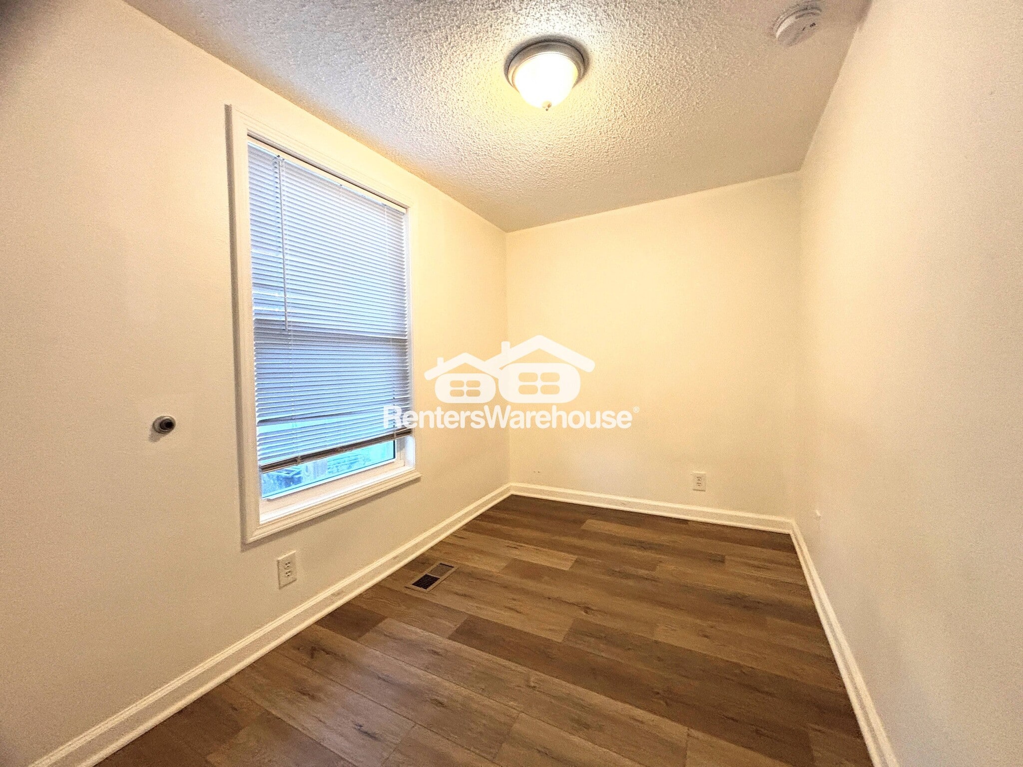 Building Photo - 1123 24th St