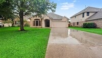 Building Photo - 8410 Piping Rock St