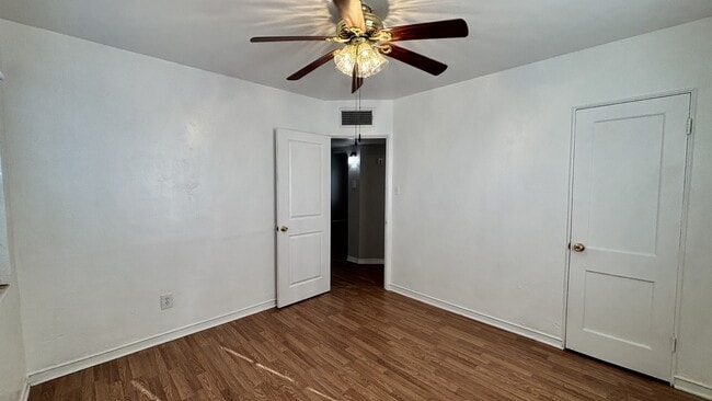 Building Photo - 7748 Veracruz Ave