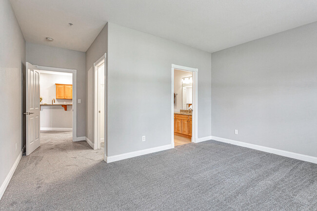 Building Photo - 4666 Sagewood Cir