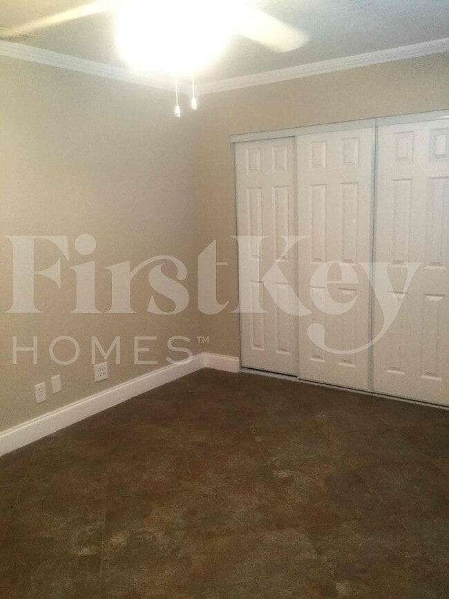 Building Photo - 19742 Carolina Cir