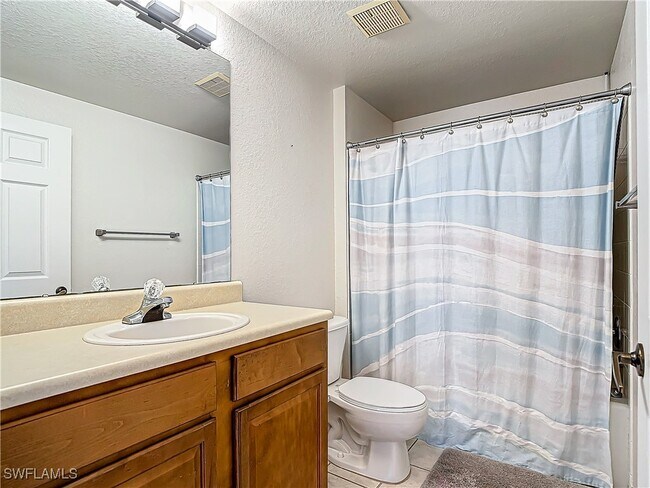 Building Photo - 15590 Ocean Walk Circle