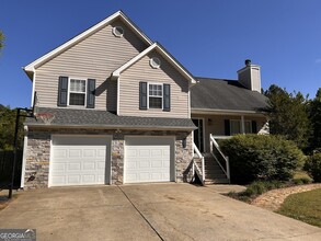 Building Photo - 20 Triangle Ln