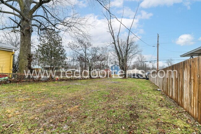 Building Photo - 3207 N Arsenal Ave