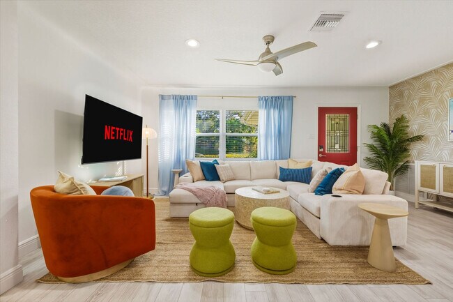 Building Photo - 10861 62nd Ave N