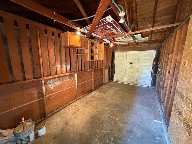 Building Photo - 119 Liberty St