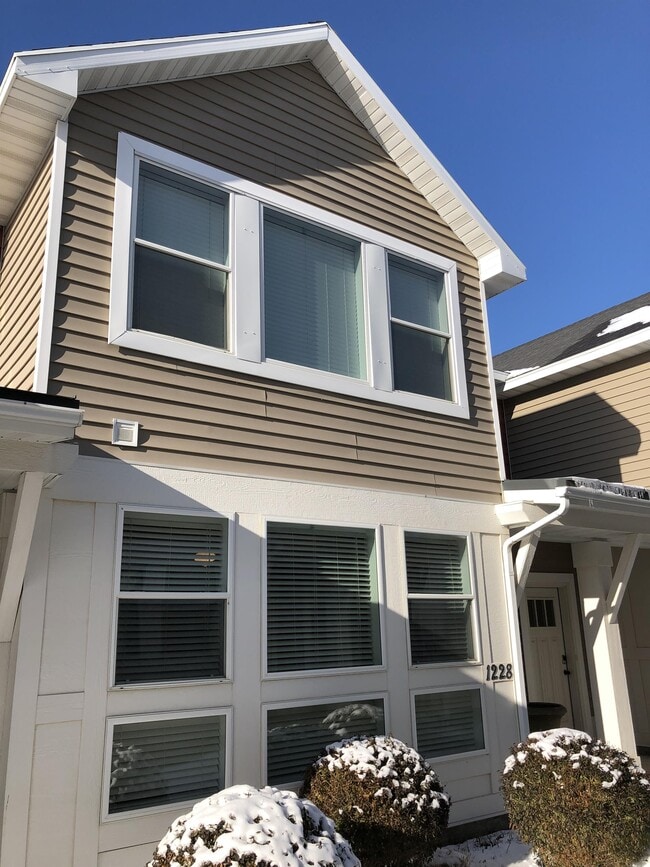Building Photo - 1228 W 2415 S