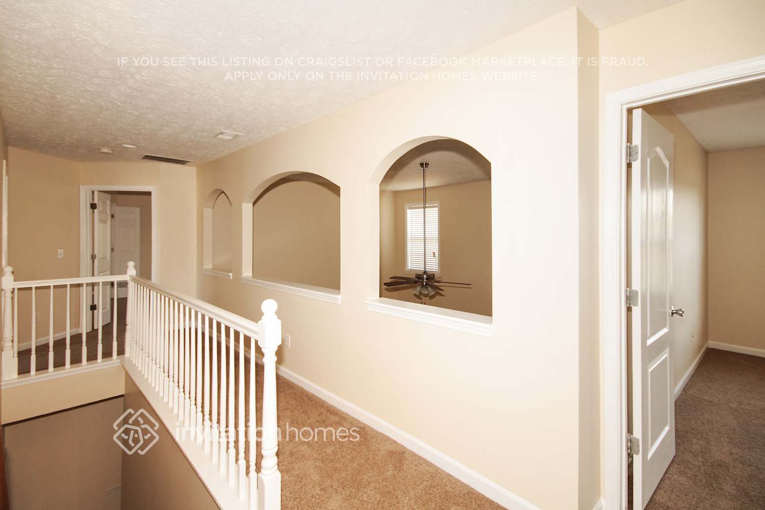 Building Photo - 1128 Aqua Shore Dr