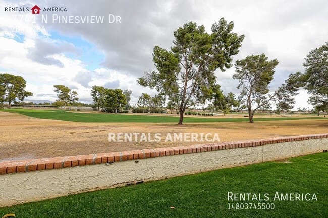 Building Photo - Resort Style Living