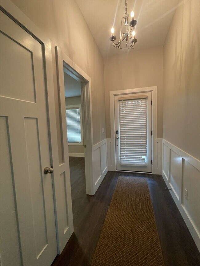 Building Photo - "Charming 4-Bedroom Retreat in Anderson with Spacious 1760 Sq Ft Layout - Your Perfect Home Awaits!"