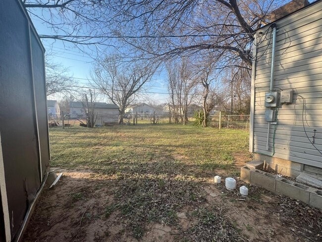 Building Photo - 1817 Breckenridge Dr