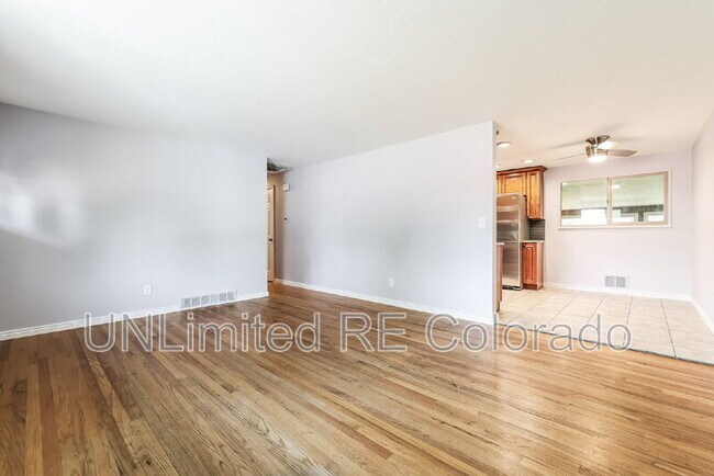 Building Photo - 6646 S Kit Carson St