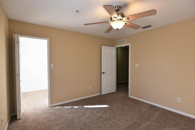 Building Photo - 1066 Dolphin Dr
