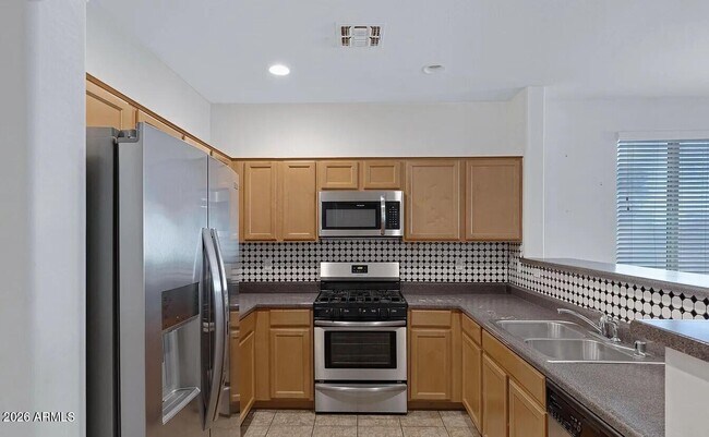 Building Photo - 7326 W Alta Vista Rd