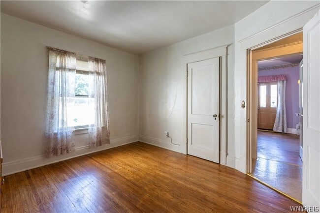 Building Photo - 237 North Park Ave