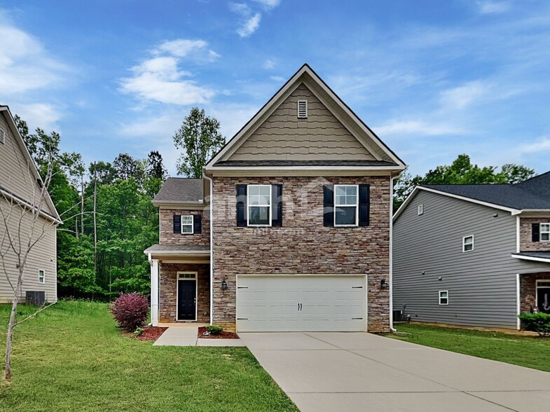 Primary Photo - 190 Makenna Dr