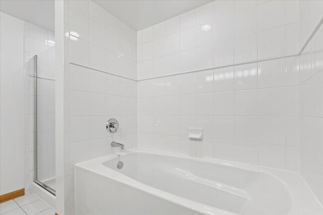 Building Photo - 2919 N Harlem Ave