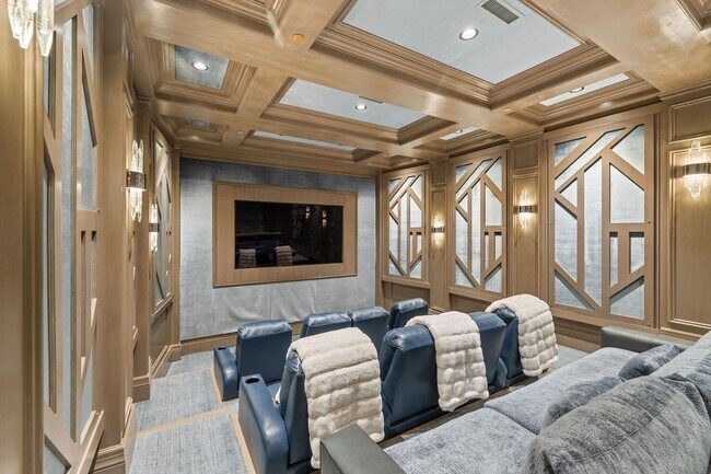 Building Photo - 472 Thunderbowl Ln