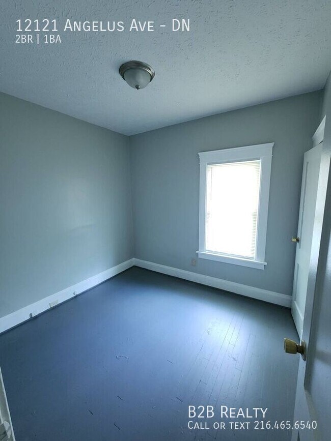 Building Photo - 12121 Angelus Ave