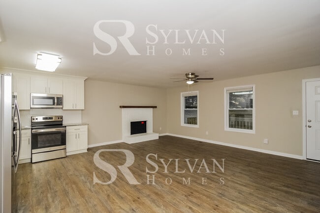 Building Photo - Living where You Love is Good for your Heart!