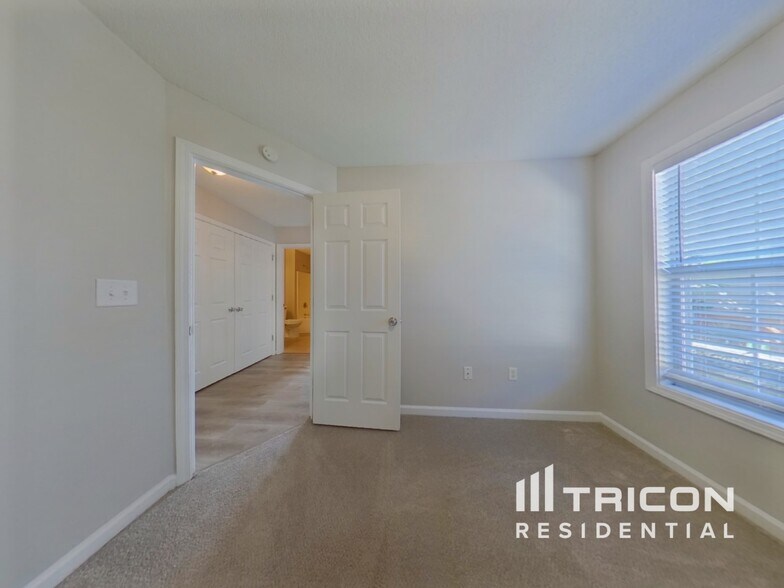 Building Photo - 207 Turtle Cv