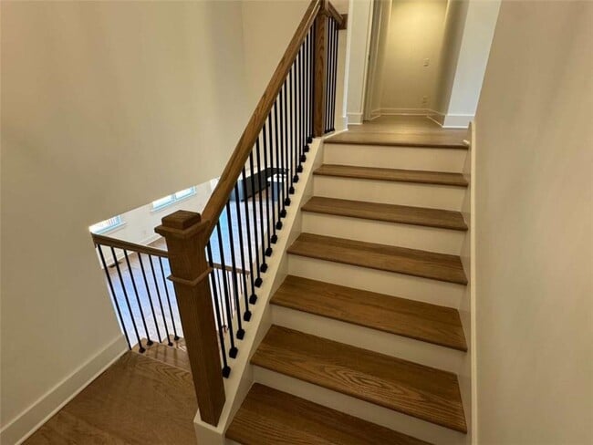 Building Photo - 2442 Mills Bend