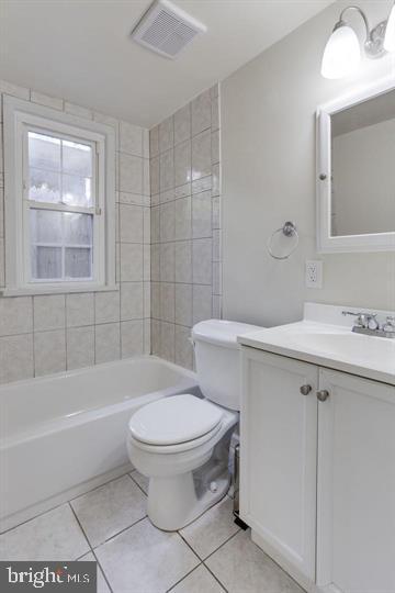 Building Photo - 5400 Greystone St