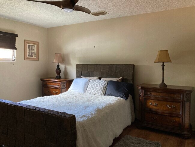 Building Photo - 405 F St