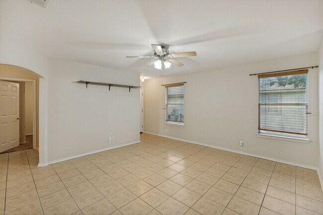 Building Photo - Charming 3-Bedroom, 2-Bathroom Home in Judson Crossing