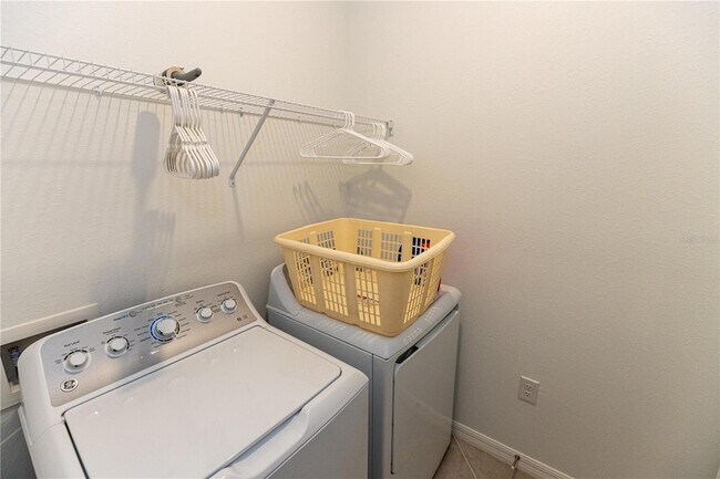 Building Photo - 16572 Kingwood Ln