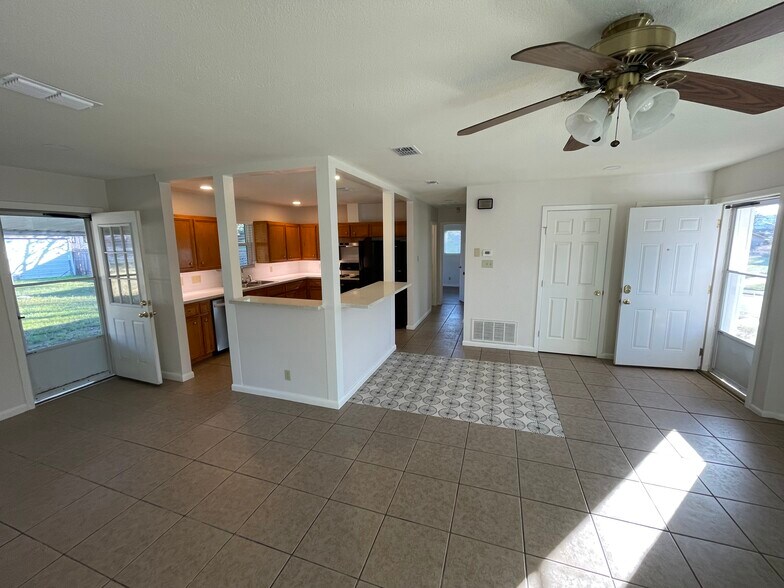 Living/Kitchen - 2409 Glen Springs Way