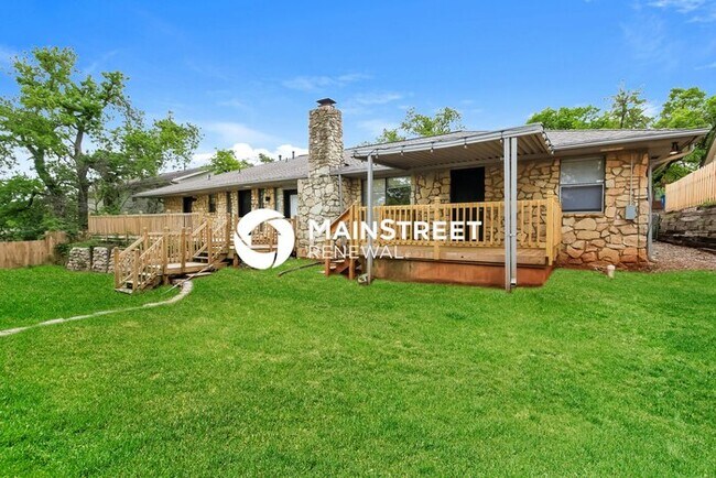 Building Photo - 4 Bedroom Pet-Friendly Home in Edmond, OK ...