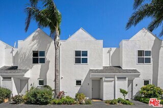 Building Photo - 28711 California 1 Apt #7, Malibu, CA 90265 - 2 BR 2 BA house