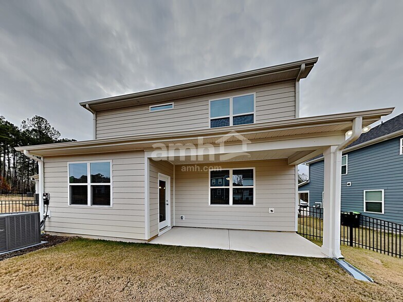 Building Photo - 3220 Oakfields Rd