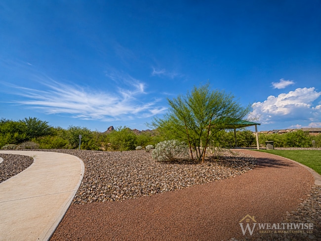Building Photo - BEAUTIFULLY UPGRADED EXCEPTIONAL HOME WITH MOUNTAIN VIEWS IN SAGUARO HAVEN