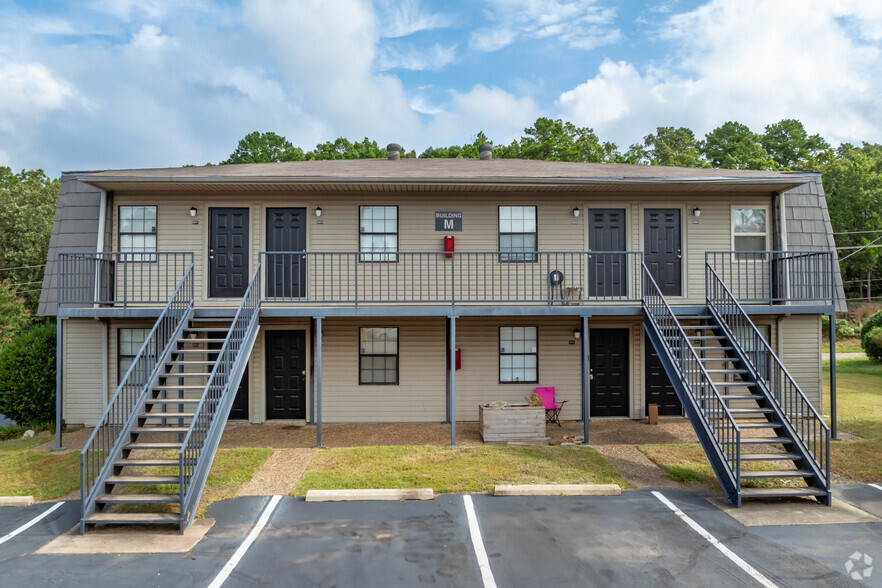 Primary Photo - Bowman Heights Apartments