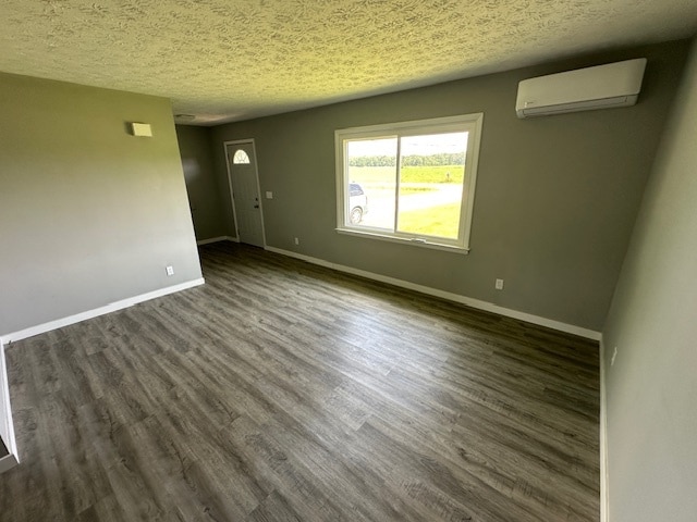 Building Photo - 3202 Shaffer Rd