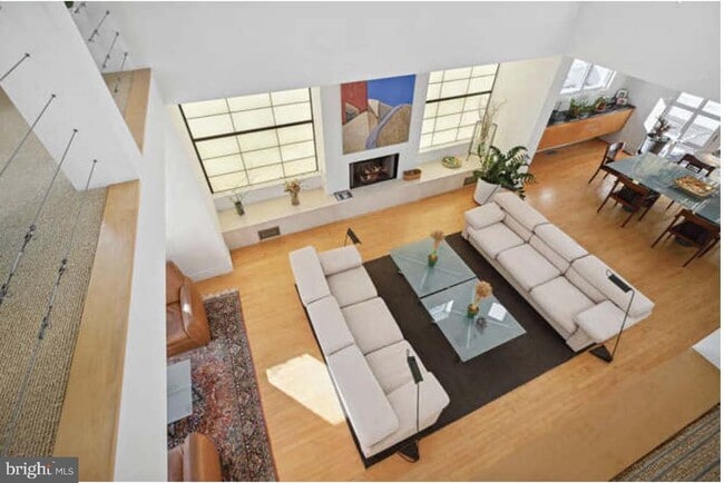 Building Photo - 4527 Q Pl NW