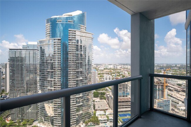 Building Photo - 888 Biscayne Blvd
