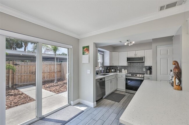 Building Photo - 2011-A S Carolina Ave