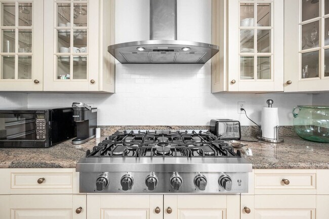 Building Photo - 11468 Club Dr